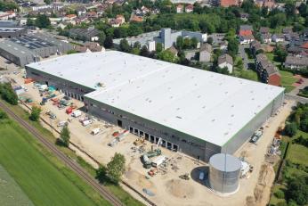 Bau einer neuen nachhaltigen Logistikimmobilie in Dissen schreitet voran
